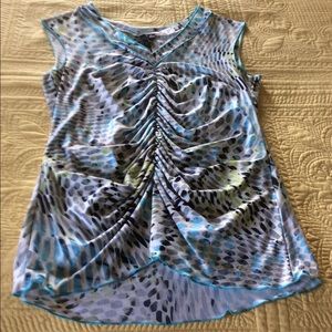 Beautiful multi colored top!